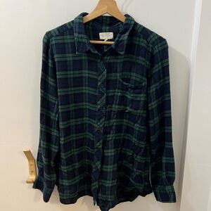Women’s Soft Green Flannel Plaid Button Up Shirt